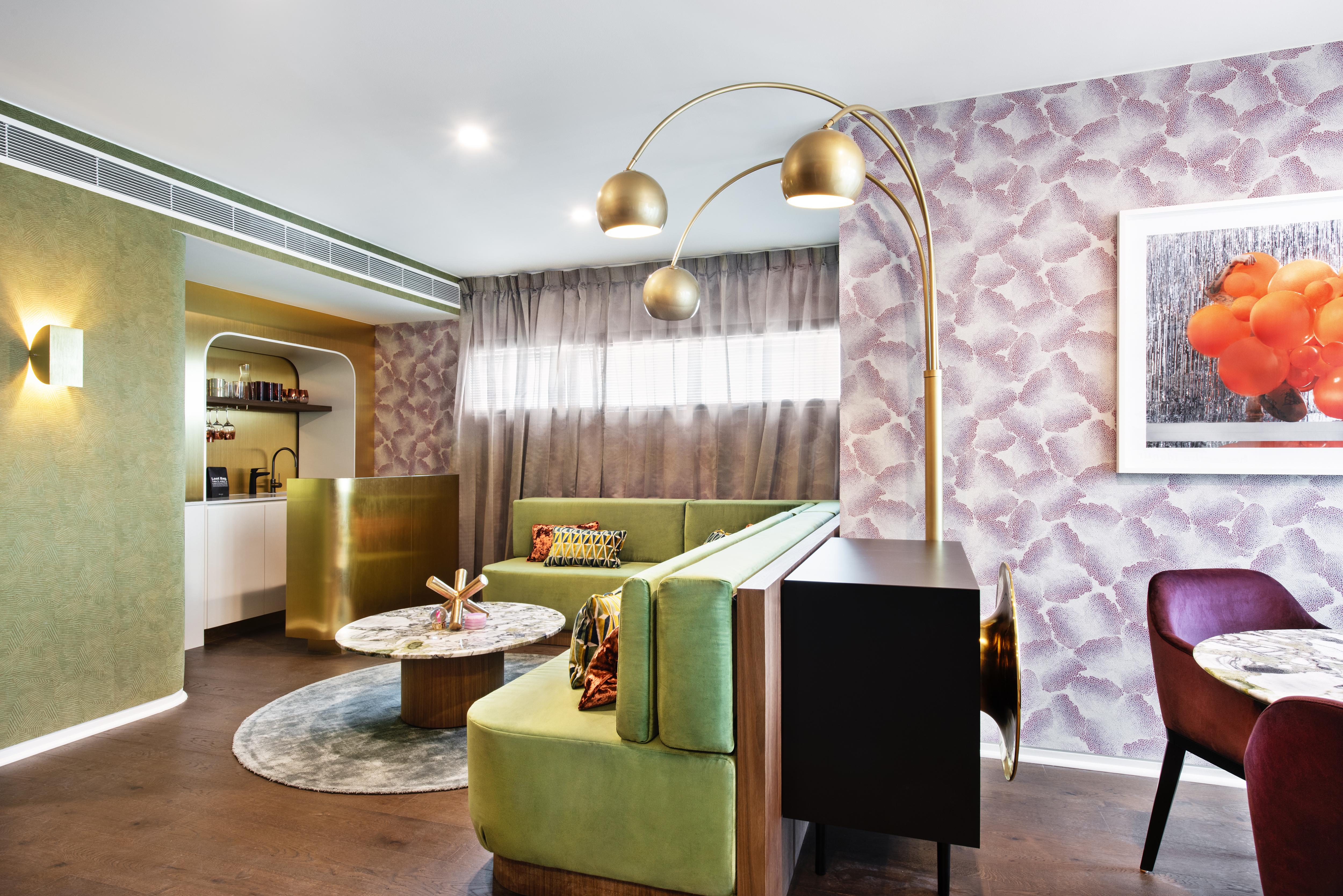 Ovolo The Valley Brisbane Exteriör bild The interior of the 2018 refurbished lounge