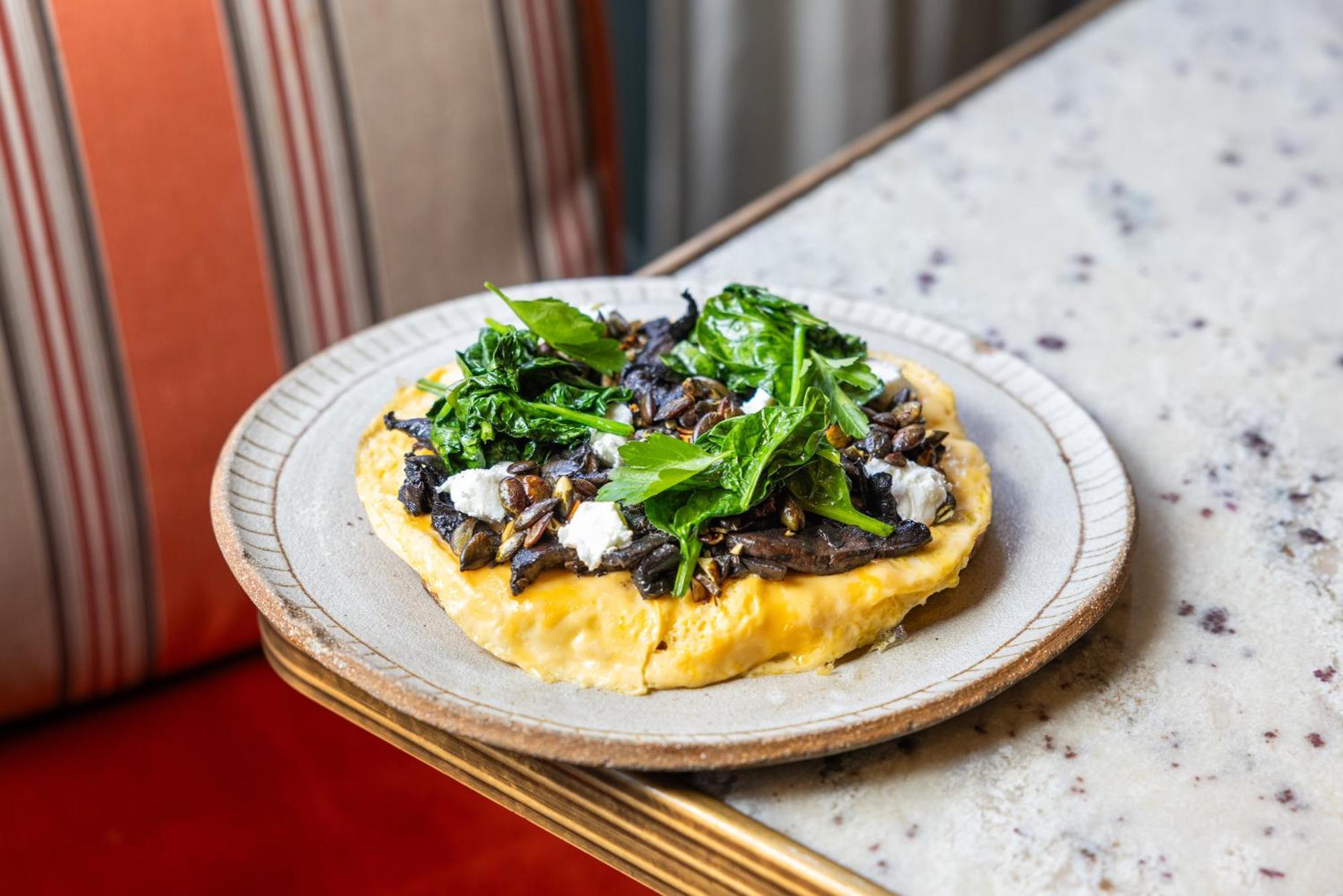 Ovolo The Valley Brisbane Exteriör bild A mushroom and kale omelette